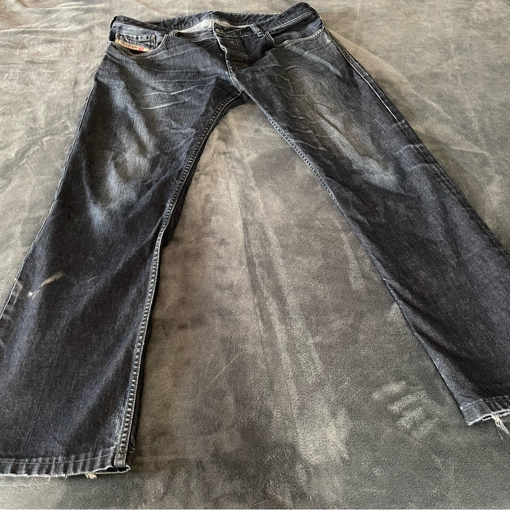 Diesel Zatiny men’s jeans. Waist 33 length 28 (altered). Dark wash